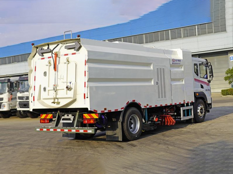 东风华神纯电动洗扫车