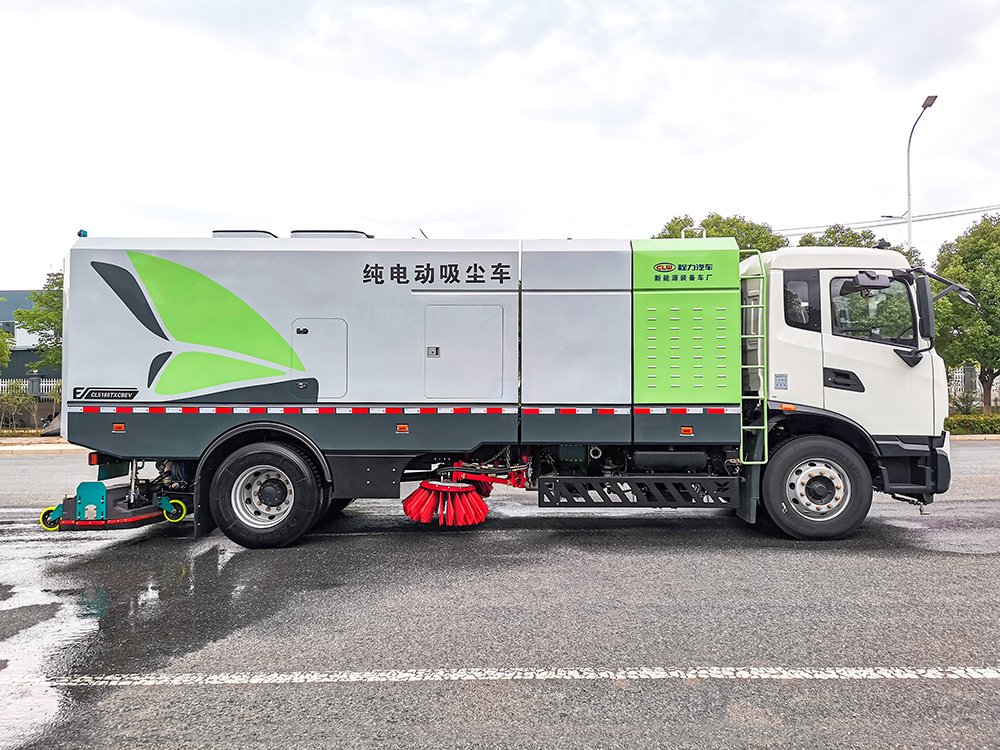 东风天锦纯电干湿两用吸尘车