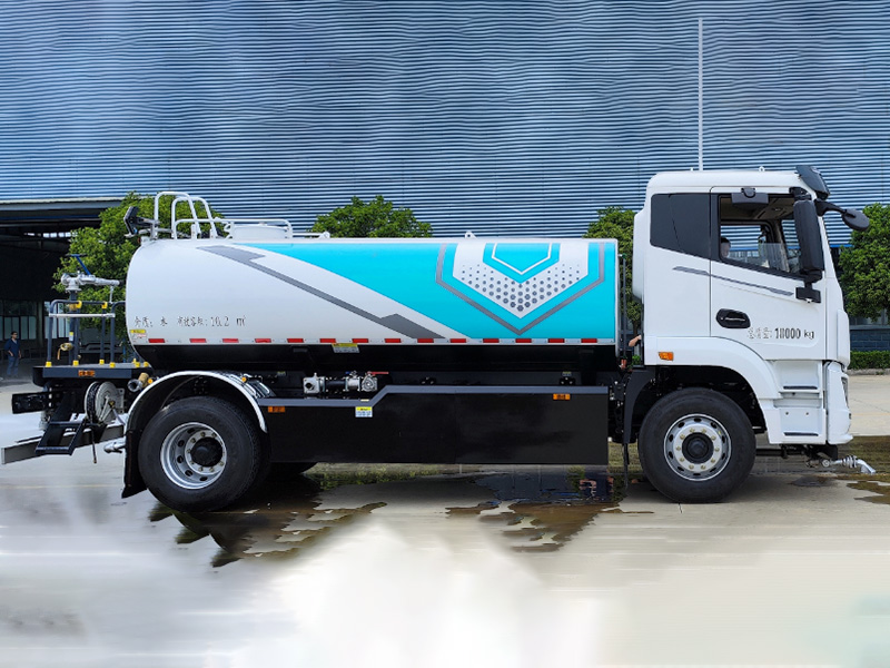 程力牌CL5185GSSBEV纯电动洒水车