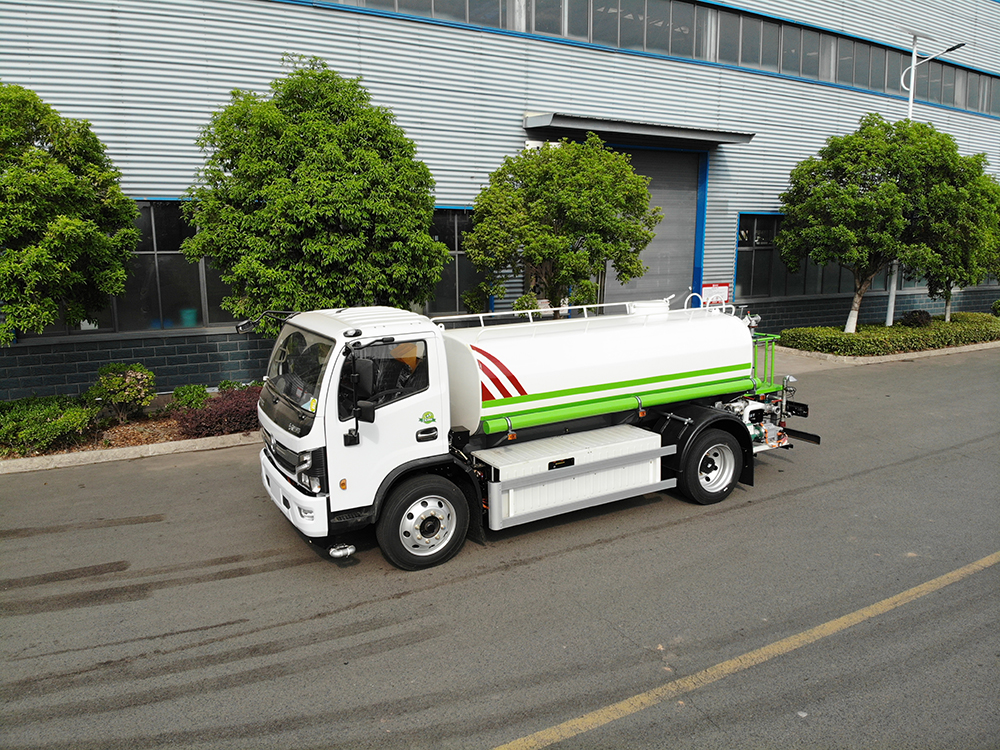 东风凯普特CL5120GSSBEV纯电动洒水车