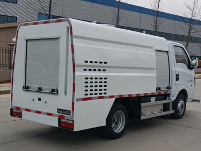 东风途逸4.5吨CL5041TYHBEV纯电动路面养护车