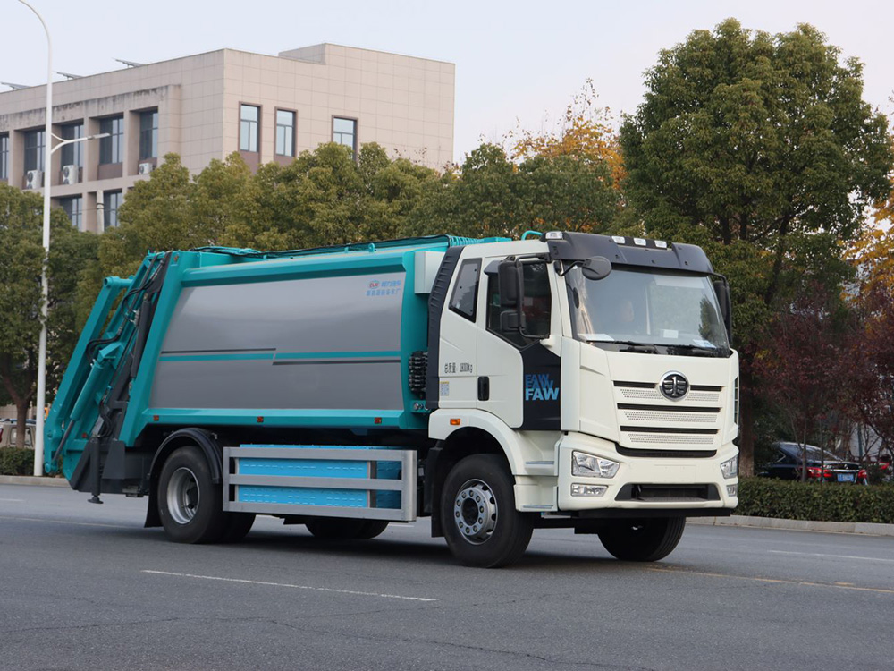 解放CL5182ZYSBEV型纯电动压缩车（摆臂）