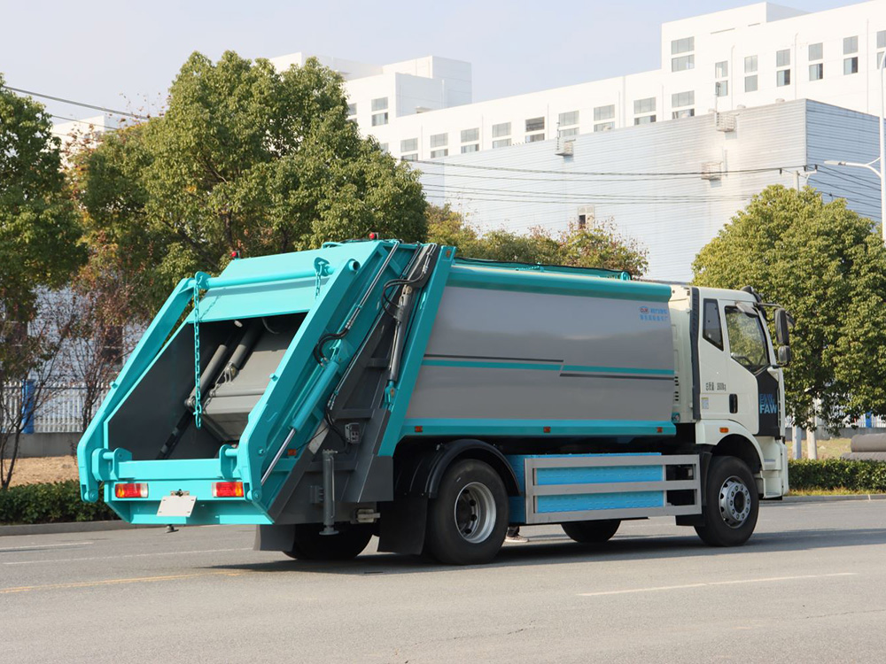 解放CL5182ZYSBEV型纯电动压缩车（摆臂）