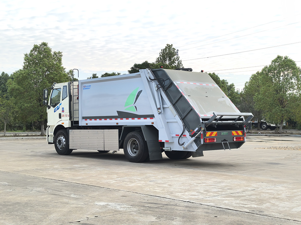 解放纯电动压缩垃圾车CL5180ZYSBEVDP