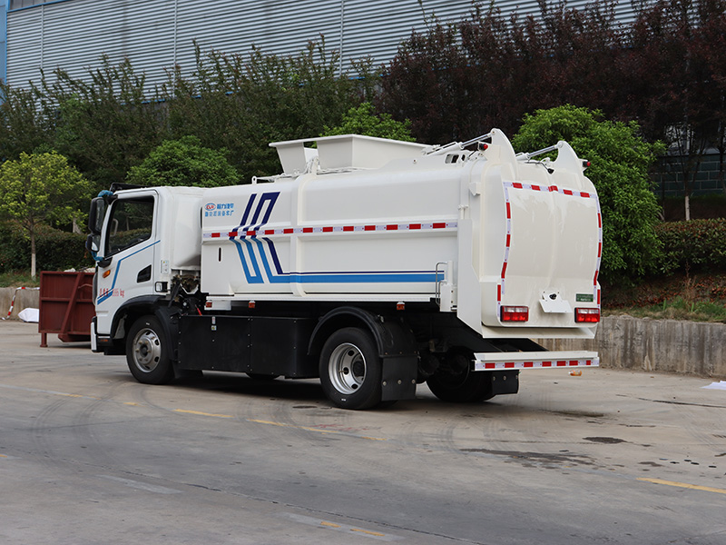 程力CL5100TCABEV纯电动餐厨垃圾车