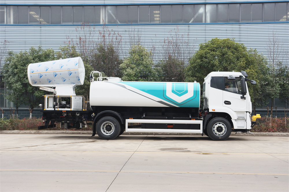 壹为18T纯电动多功能抑尘车