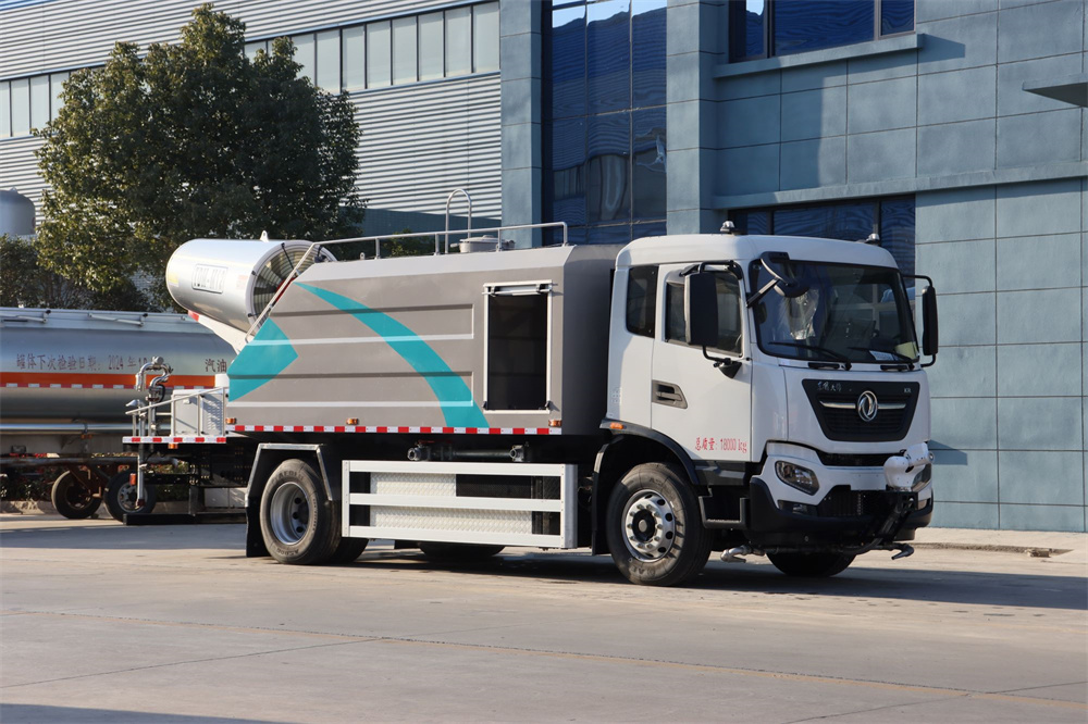 东风天锦纯电动多功能抑尘车