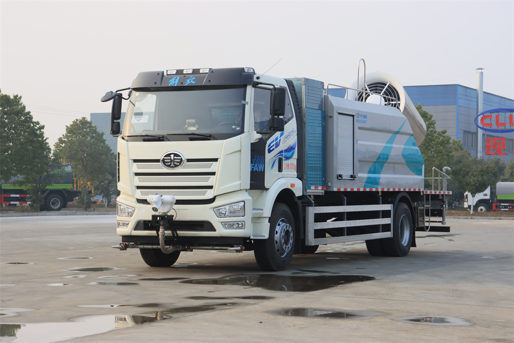 解放纯电动多功能抑尘车