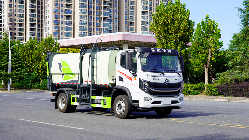 东风华神纯电动侧装压缩垃圾车