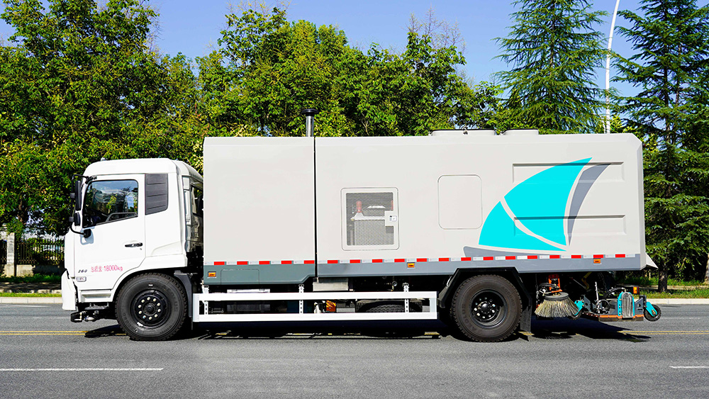 东风天锦道路污染清除车