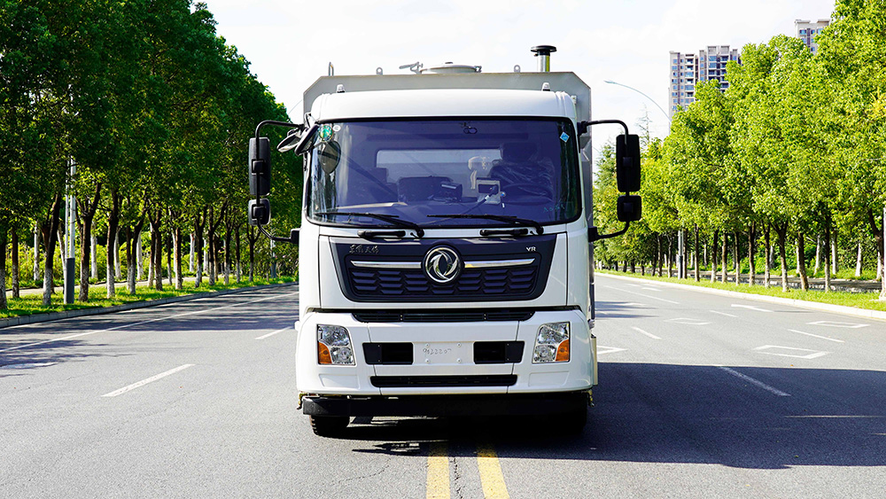 东风天锦道路污染清除车