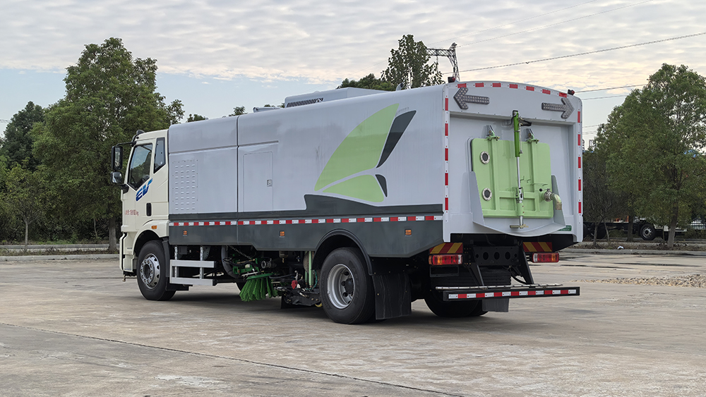 解放EV纯电动洗扫车